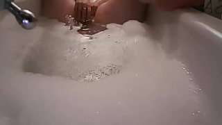 hairy pit milf gets creampie xnxx