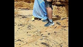hot milf beach pickup on xvideo